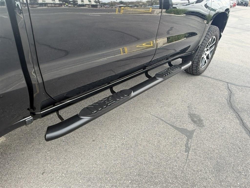 Chevrolet Silverado 1500 4WD Crew Cab 147" Custom Trail Boss 2019