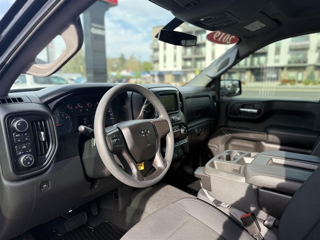 Chevrolet Silverado 1500 4WD Crew Cab 147" Custom Trail Boss 2019