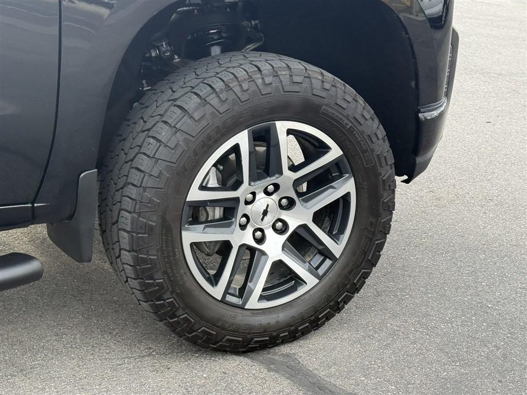 Chevrolet Silverado 1500 4WD Crew Cab 147" Custom Trail Boss 2019