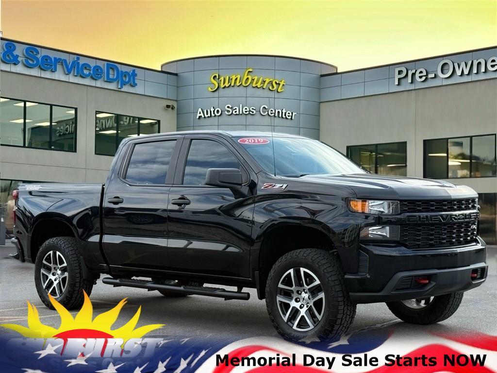 Chevrolet Silverado 1500 4WD Crew Cab 147" Custom Trail Boss 2019
