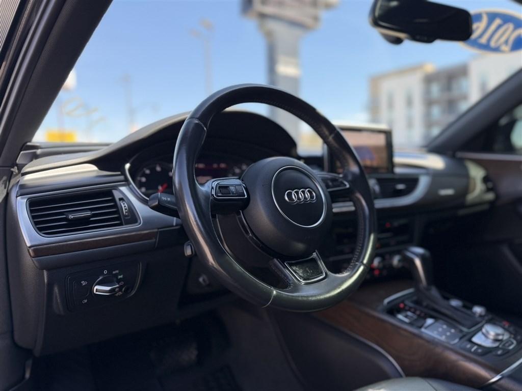 Audi A6 4dr Sdn quattro 2.0T Premium Plus 2016