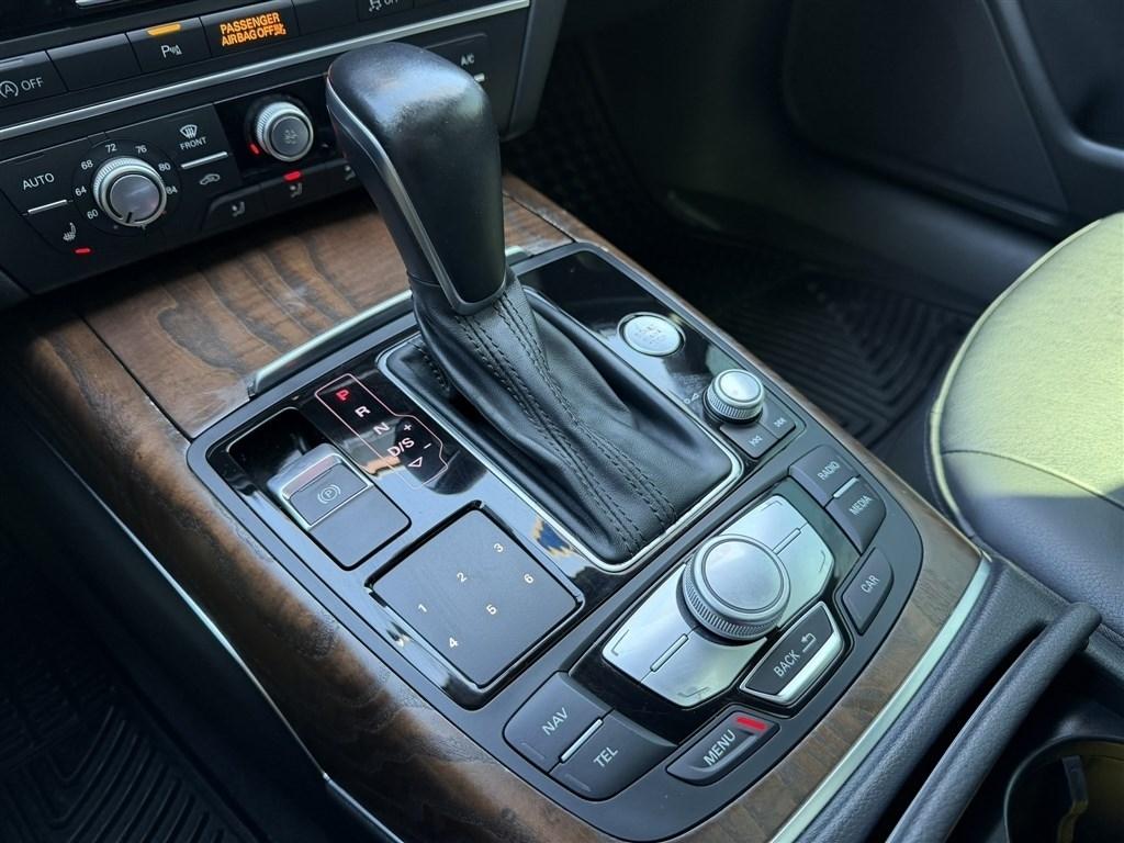 Audi A6 4dr Sdn quattro 2.0T Premium Plus 2016
