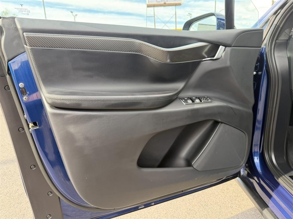 Tesla Model X 100D AWD 2017