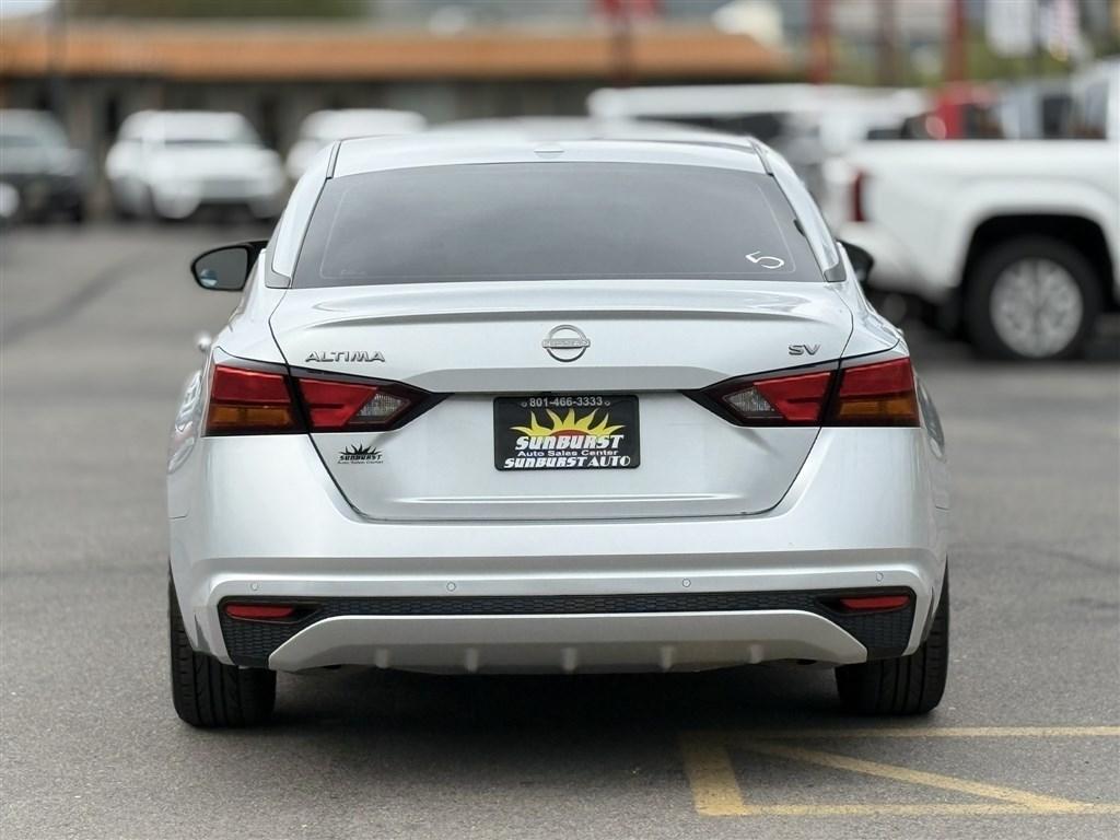 Nissan Altima 2.5 SV Sedan 2023