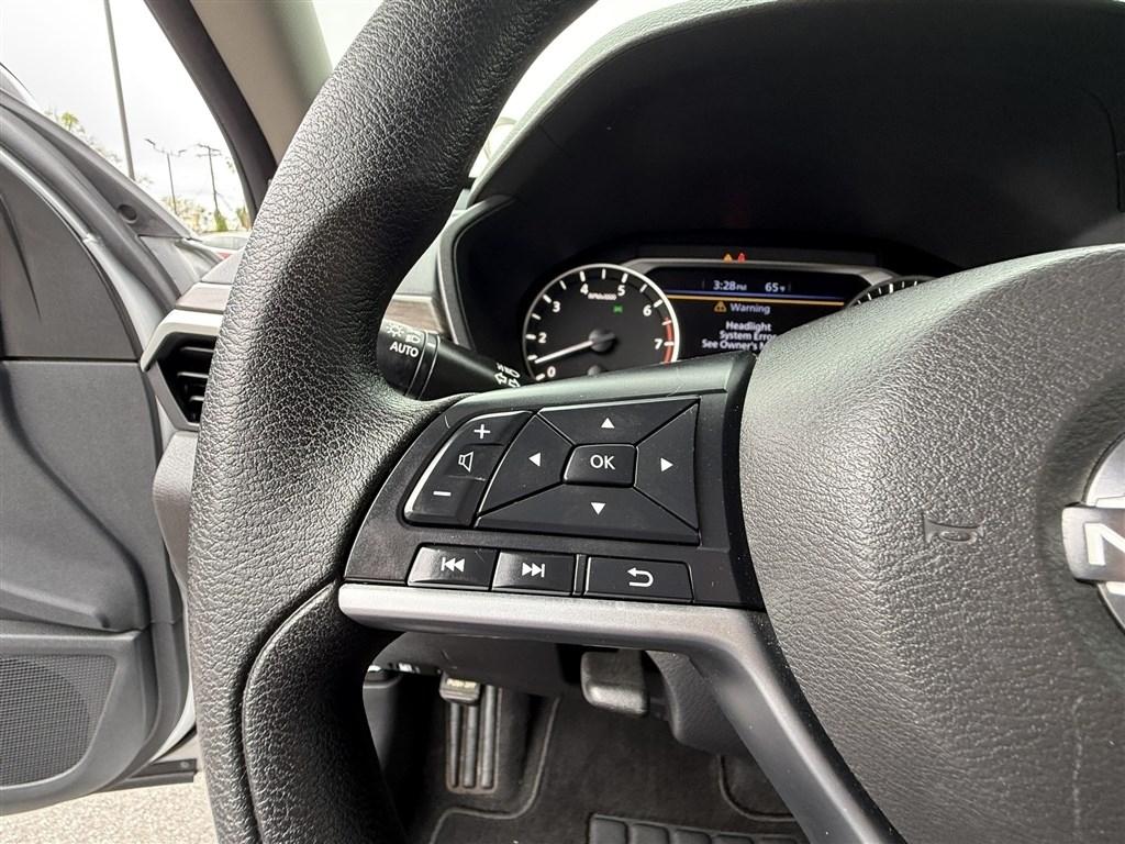 Nissan Altima 2.5 SV Sedan 2023