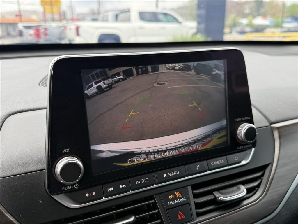 Nissan Altima 2.5 SV Sedan 2023