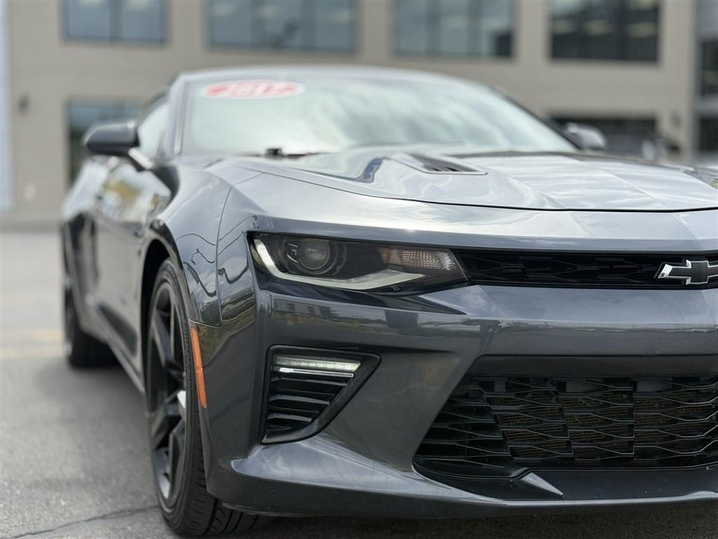 Chevrolet Camaro 2dr Cpe 2SS 2017