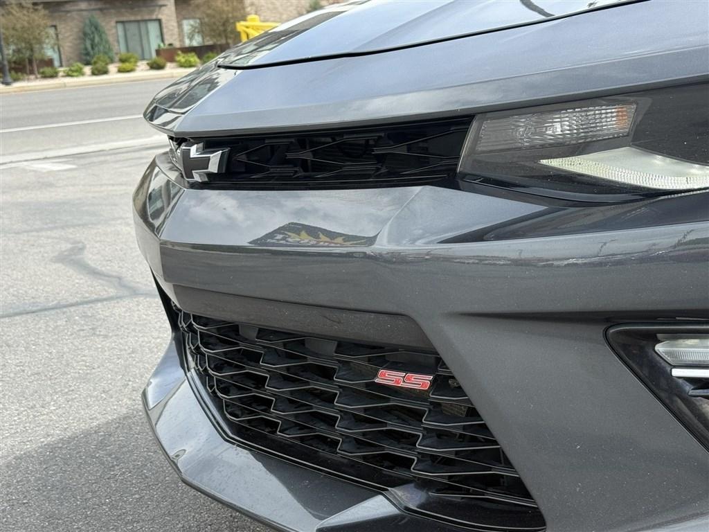 Chevrolet Camaro 2dr Cpe 2SS 2017