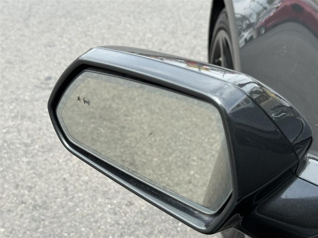 Chevrolet Camaro 2dr Cpe 2SS 2017