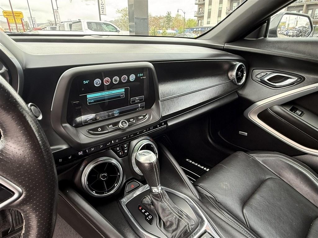 Chevrolet Camaro 2dr Cpe 2SS 2017