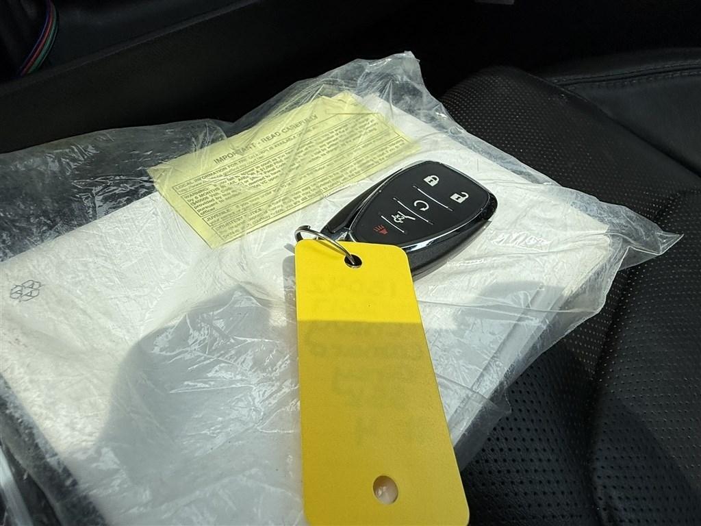 Chevrolet Camaro 2dr Cpe 2SS 2017