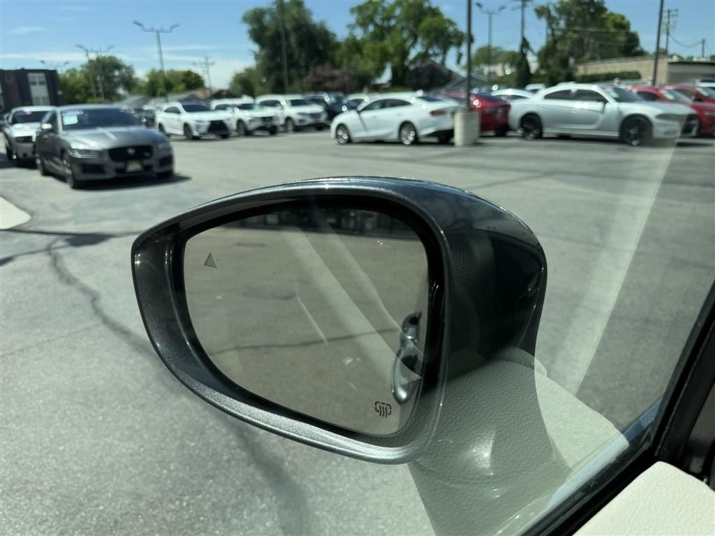 Chrysler Pacifica Touring L FWD 2019