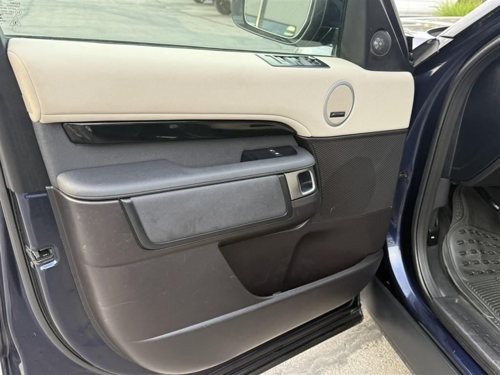 Land Rover Discovery SE V6 Supercharged 2018