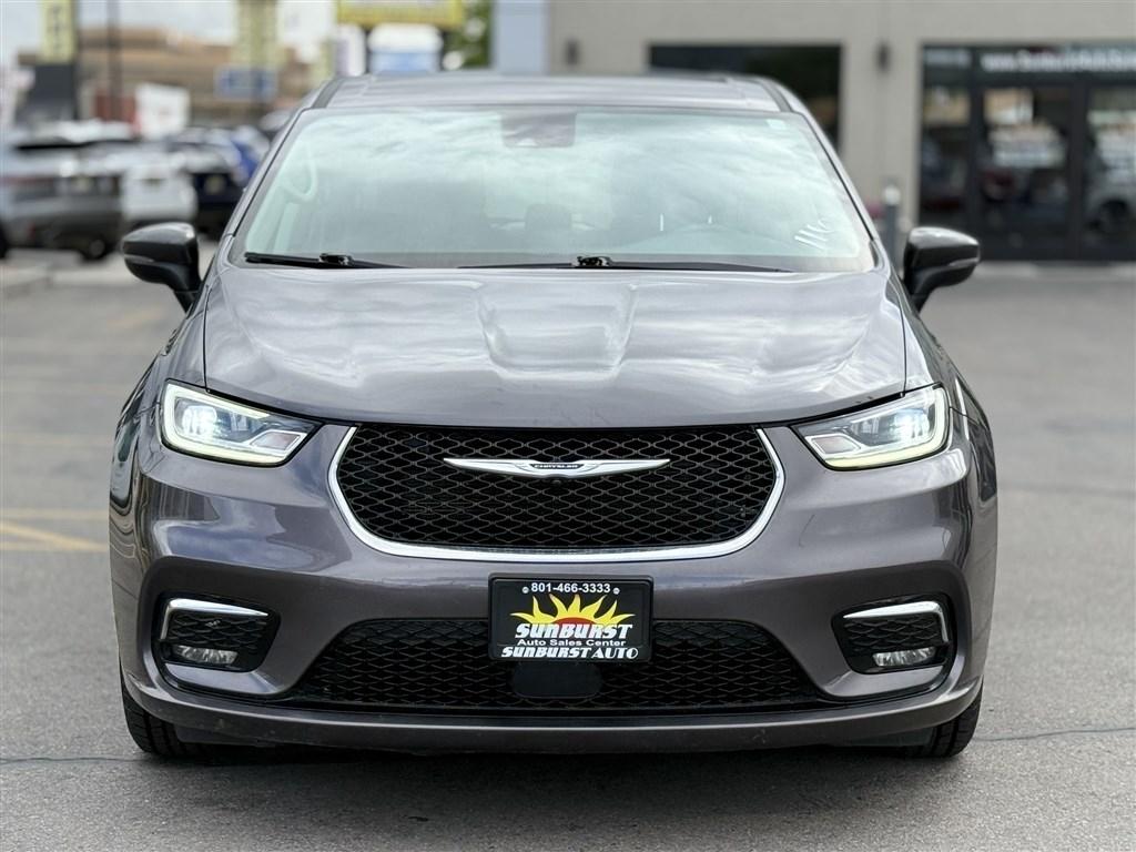 Chrysler Pacifica Touring L FWD 2023