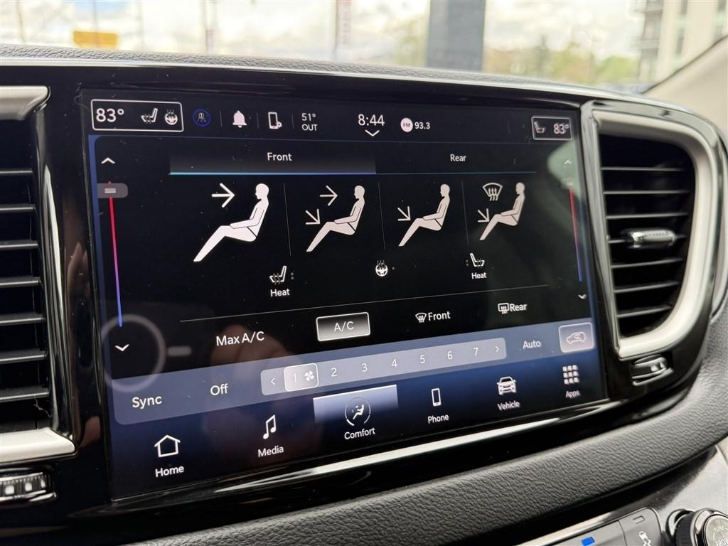 Chrysler Pacifica Touring L FWD 2023