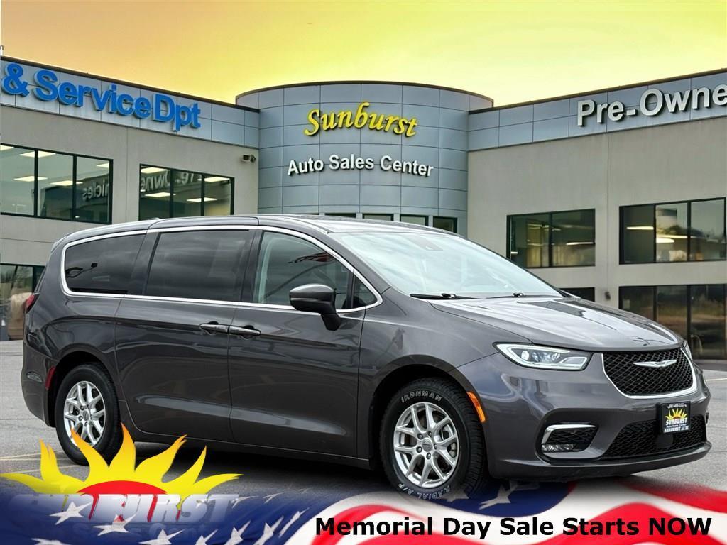 2023 Chrysler Pacifica Touring L FWD