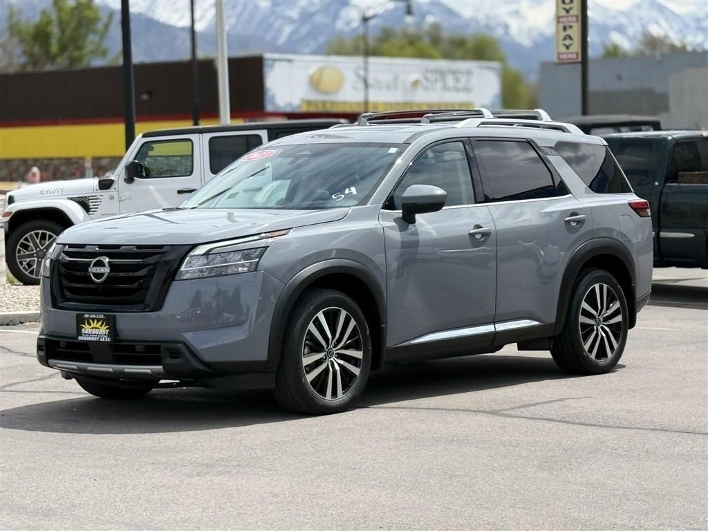 Nissan Pathfinder Platinum 4WD 2023