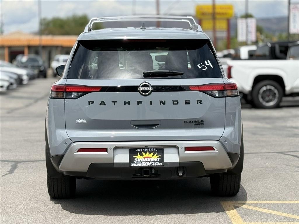 Nissan Pathfinder Platinum 4WD 2023