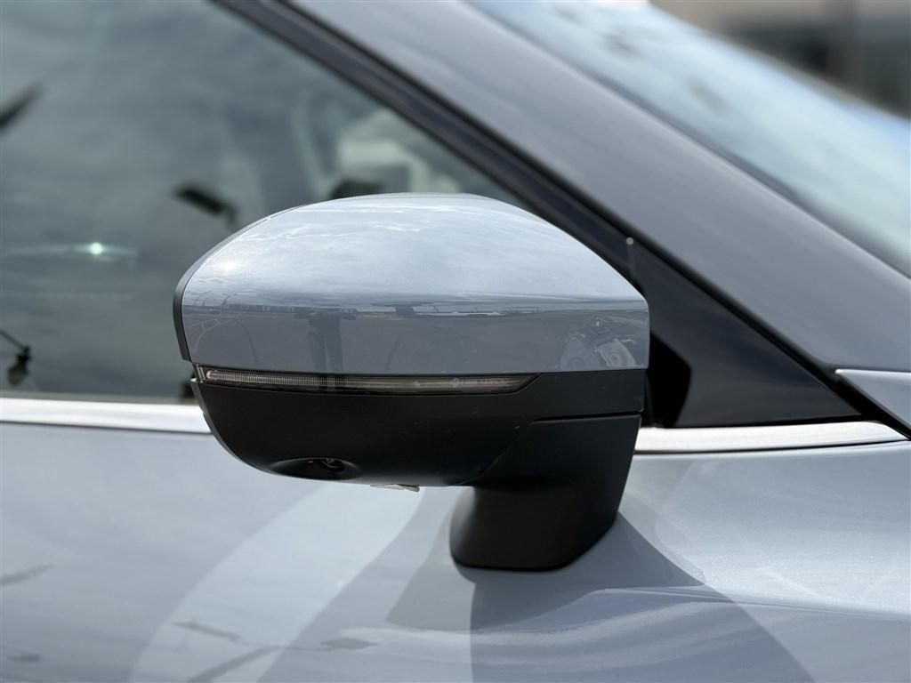 Nissan Pathfinder Platinum 4WD 2023