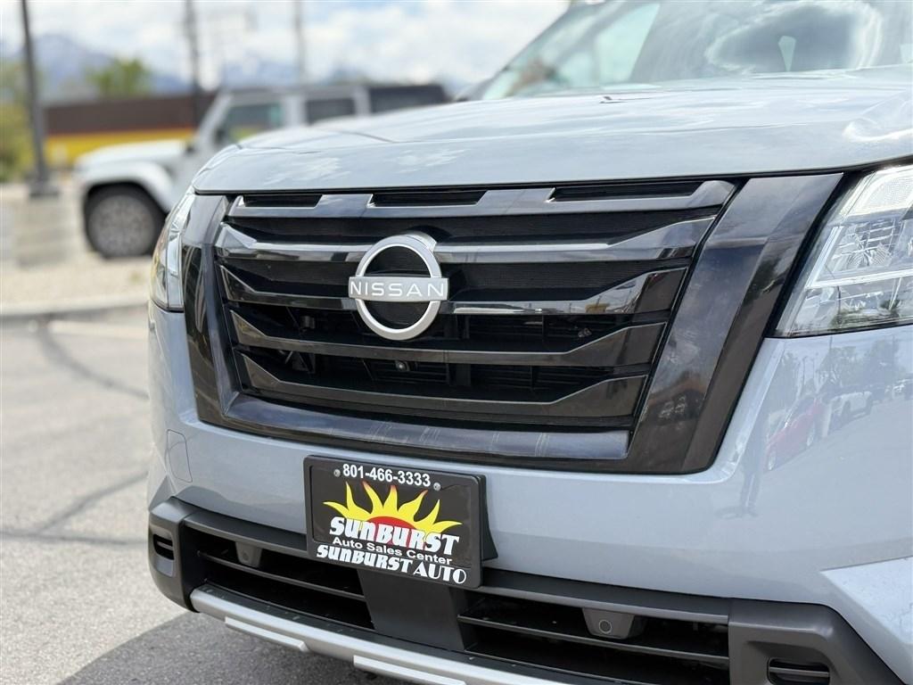 Nissan Pathfinder Platinum 4WD 2023