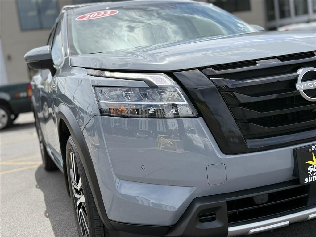 Nissan Pathfinder Platinum 4WD 2023