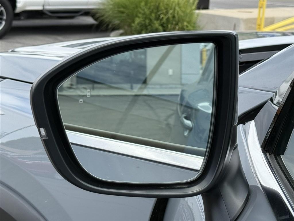 Nissan Pathfinder Platinum 4WD 2023