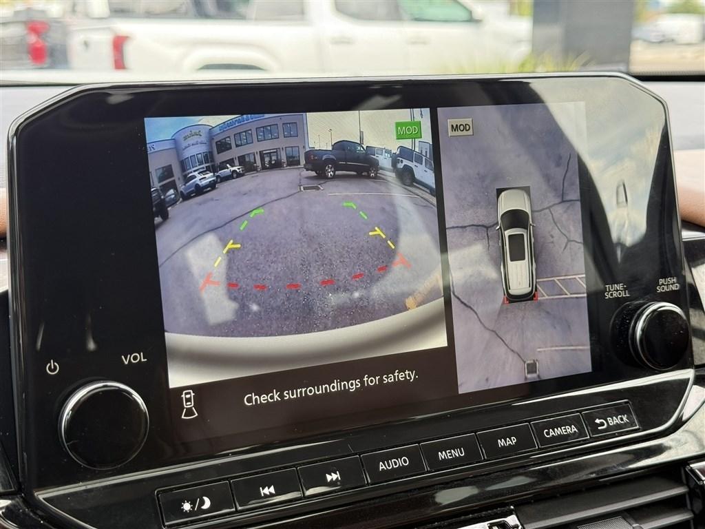 Nissan Pathfinder Platinum 4WD 2023