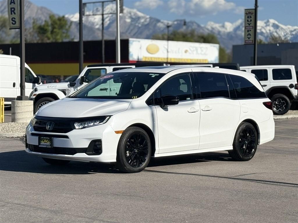 Honda Odyssey Sport-L Auto 2025