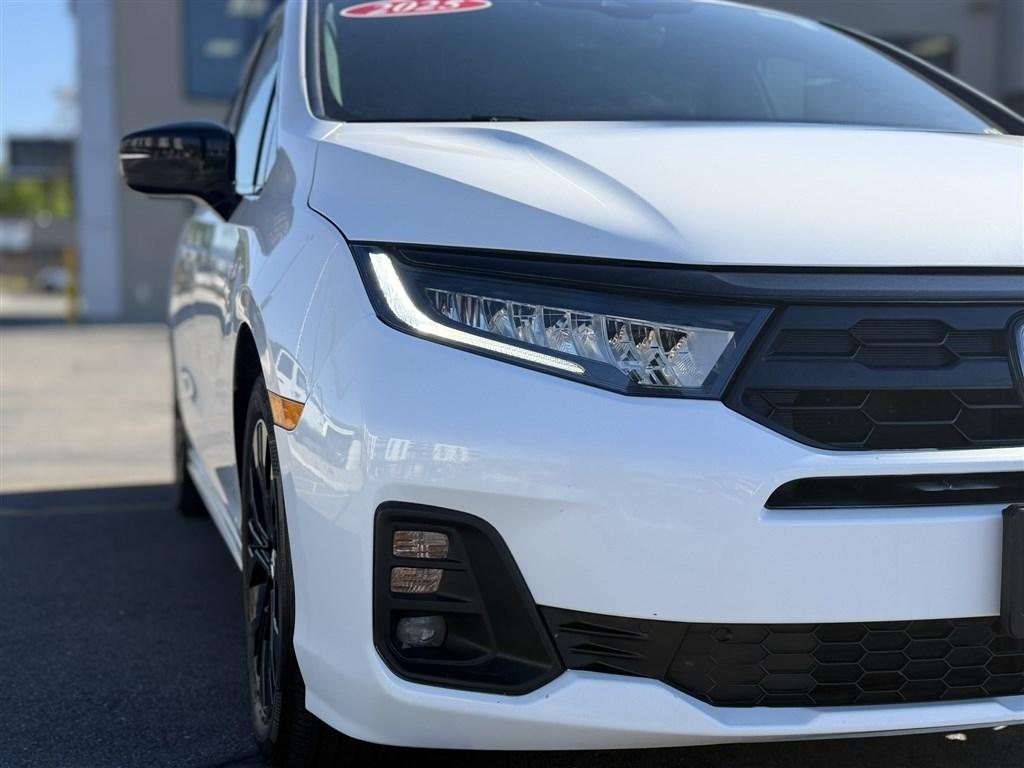 Honda Odyssey Sport-L Auto 2025