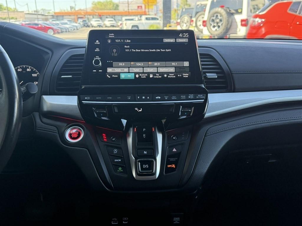 Honda Odyssey Sport-L Auto 2025