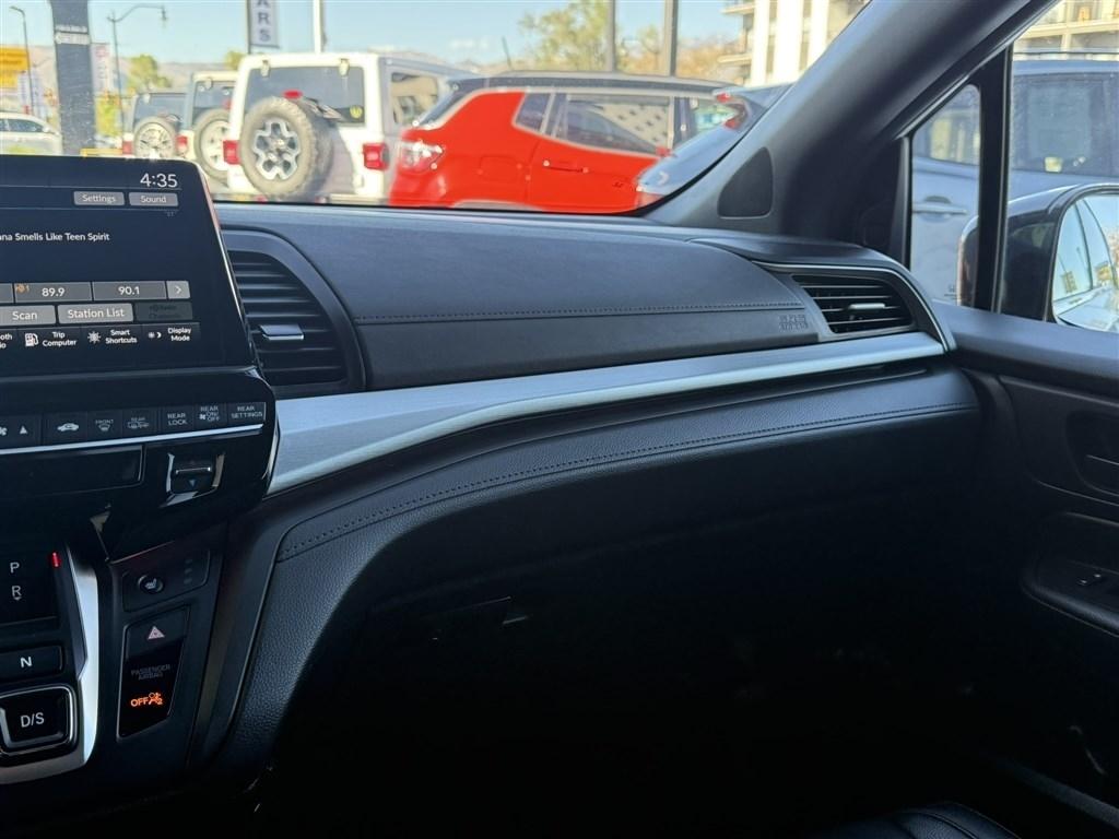Honda Odyssey Sport-L Auto 2025