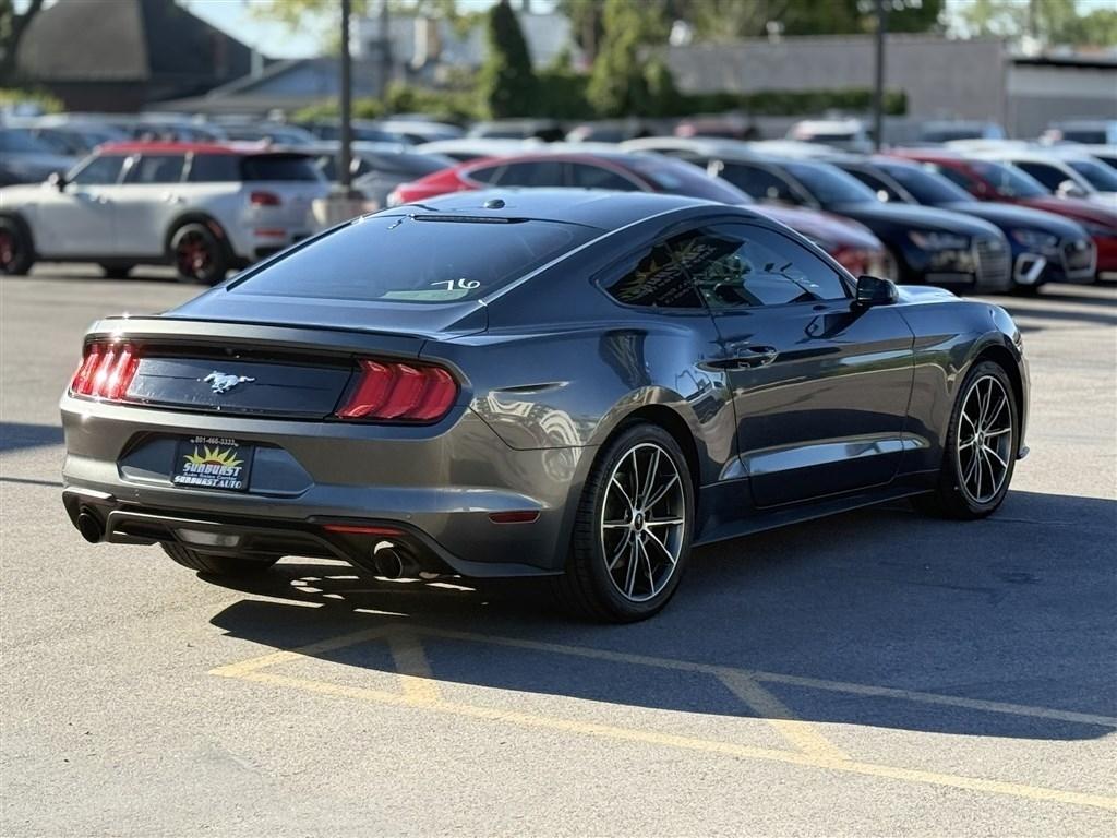 Ford Mustang EcoBoost Fastback 2018