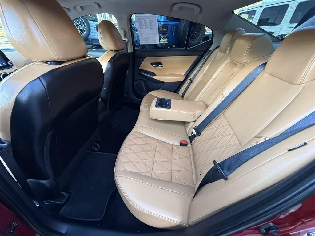 Nissan Sentra SV 4D Sedan 2023