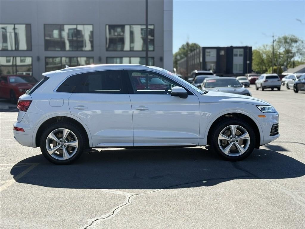 Audi Q5 Premium Plus 45 TFSI quattro 2020