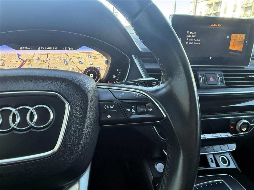 Audi Q5 Premium Plus 45 TFSI quattro 2020