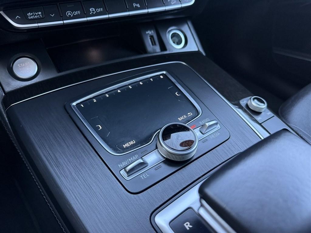 Audi Q5 Premium Plus 45 TFSI quattro 2020