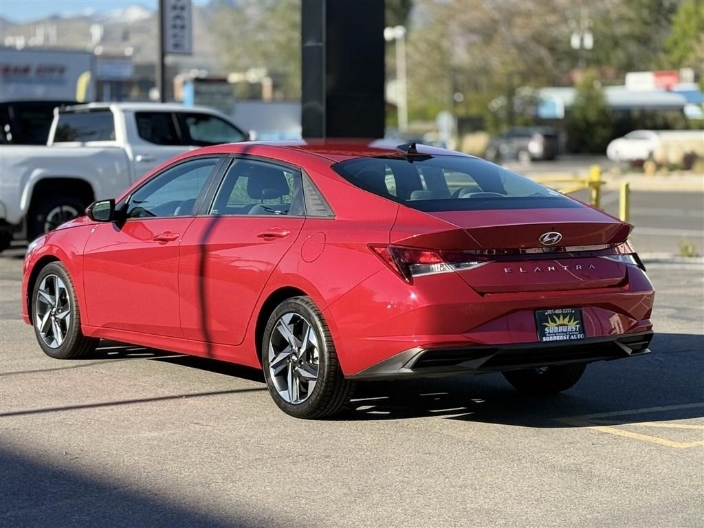 Hyundai Elantra SEL IVT 2023