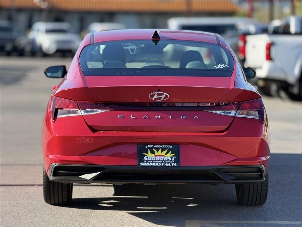 Hyundai Elantra SEL IVT 2023