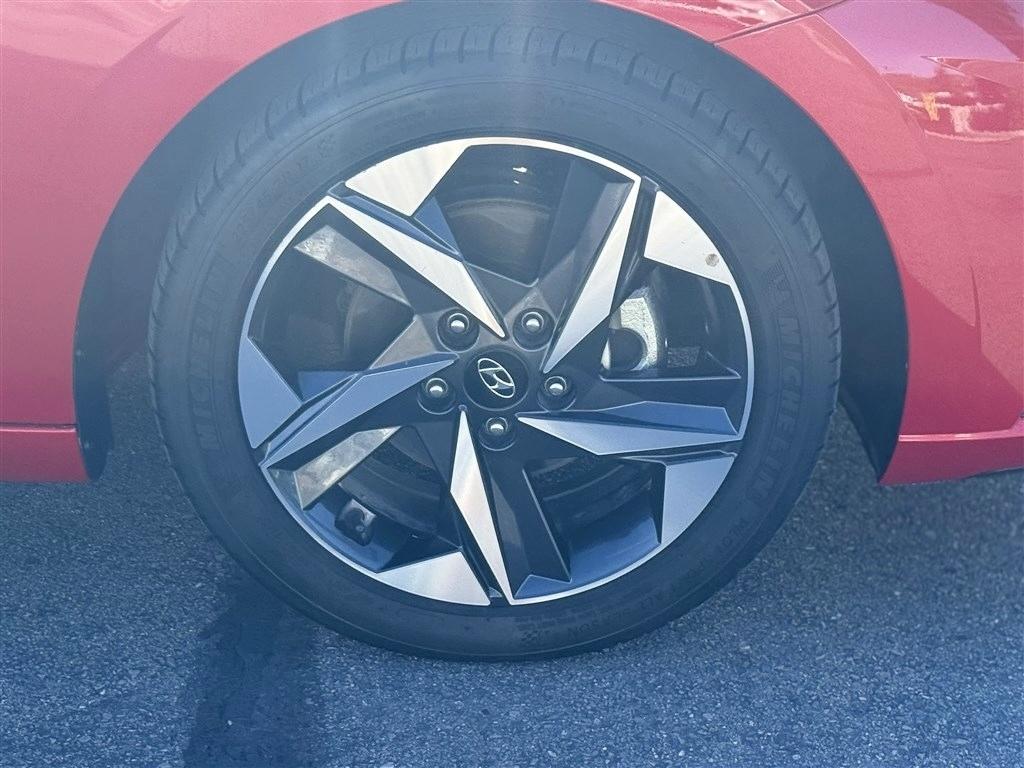 Hyundai Elantra SEL IVT 2023
