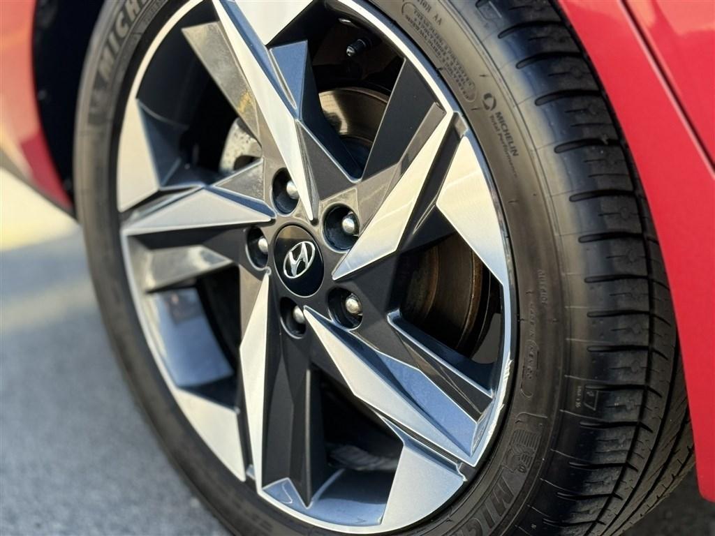Hyundai Elantra SEL IVT 2023