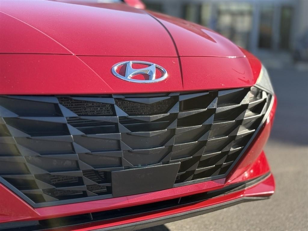 Hyundai Elantra SEL IVT 2023