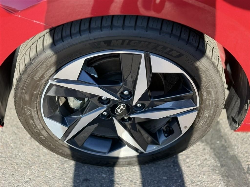 Hyundai Elantra SEL IVT 2023