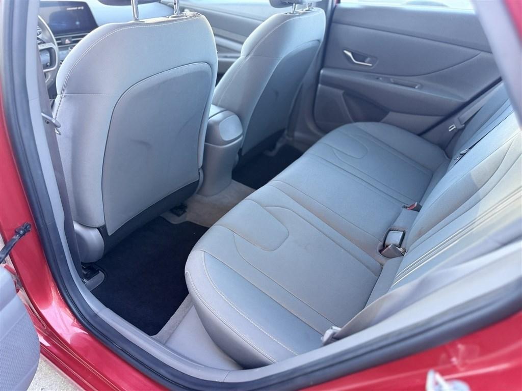 Hyundai Elantra SEL IVT 2023