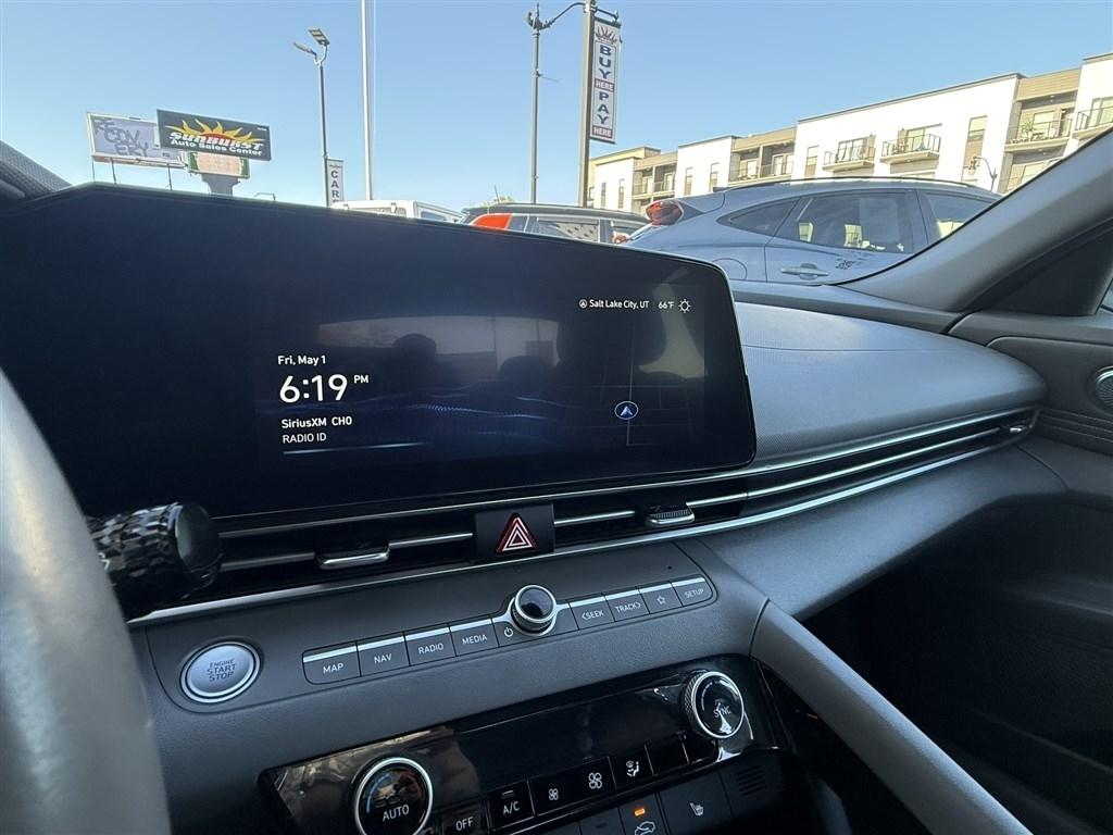 Hyundai Elantra SEL IVT 2023