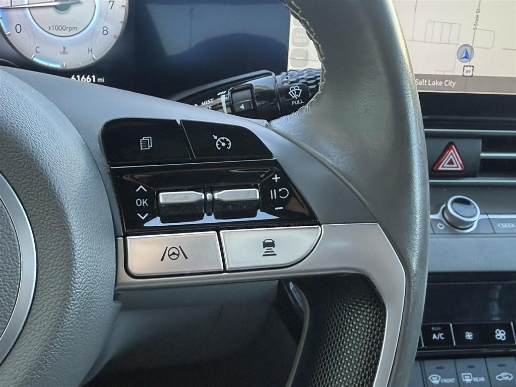 Hyundai Elantra SEL IVT 2023
