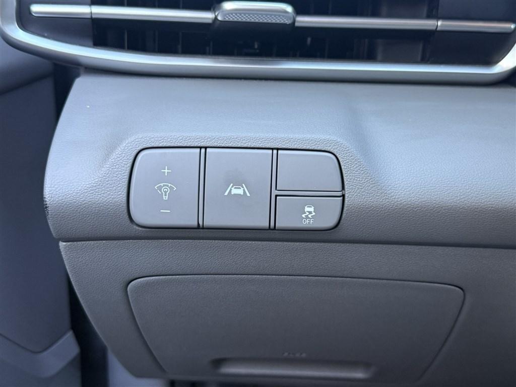 Hyundai Elantra SEL IVT 2023
