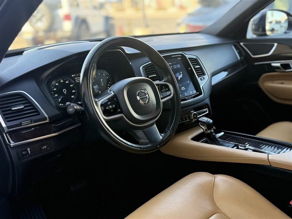 Volvo XC90 T6 AWD Momentum 2019