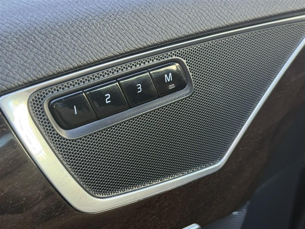 Volvo XC90 T6 AWD Momentum 2019