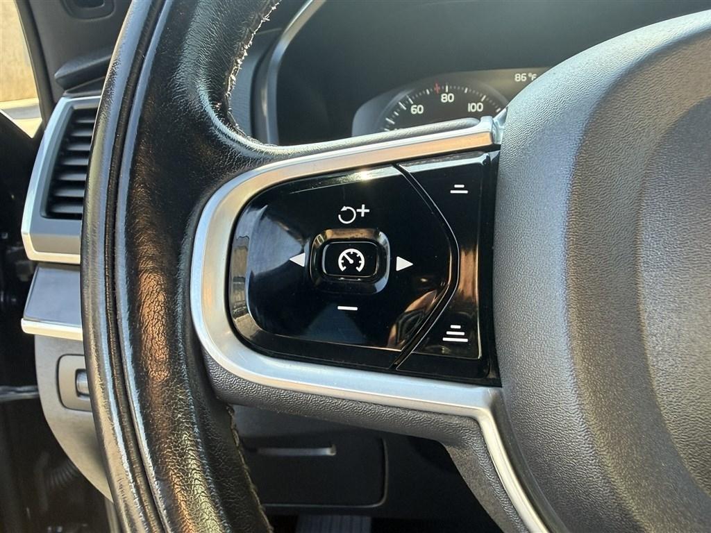 Volvo XC90 T6 AWD Momentum 2019
