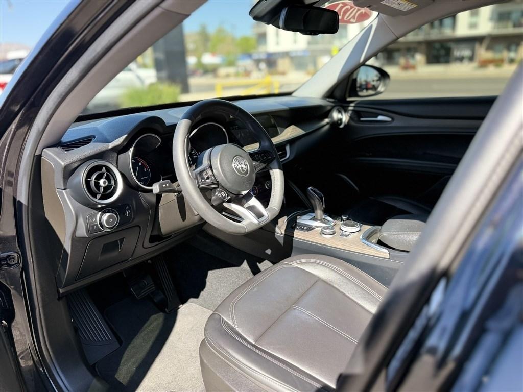 Alfa Romeo Stelvio Ti AWD 2021